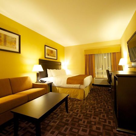 Days Inn & Suites By Wyndham Winnipeg Airport Manitoba Exteriér fotografie
