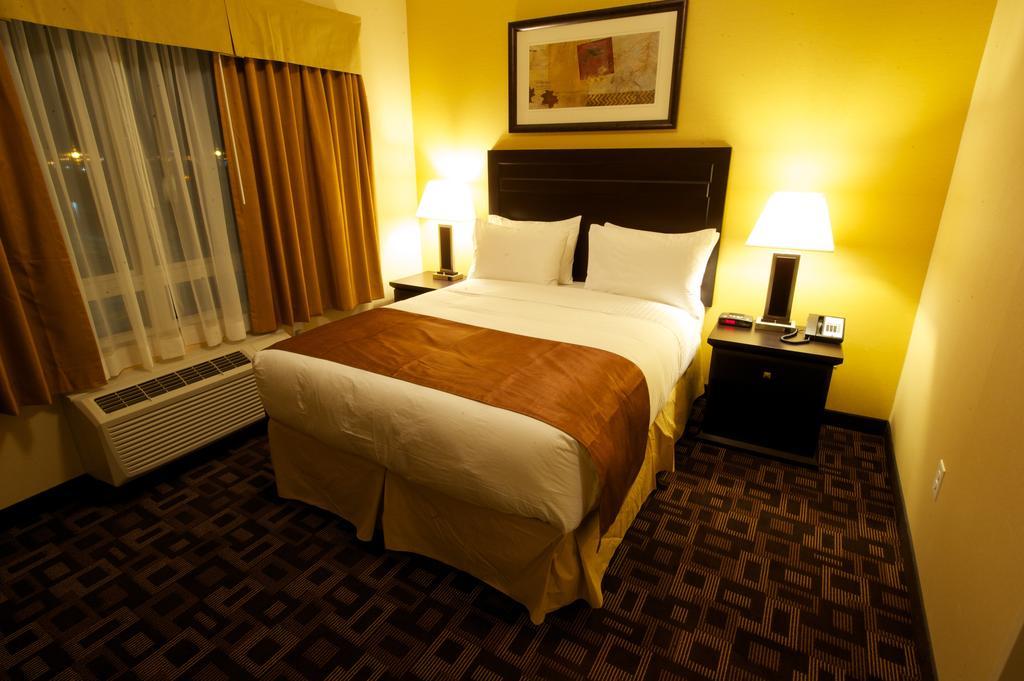 Days Inn & Suites By Wyndham Winnipeg Airport Manitoba Exteriér fotografie